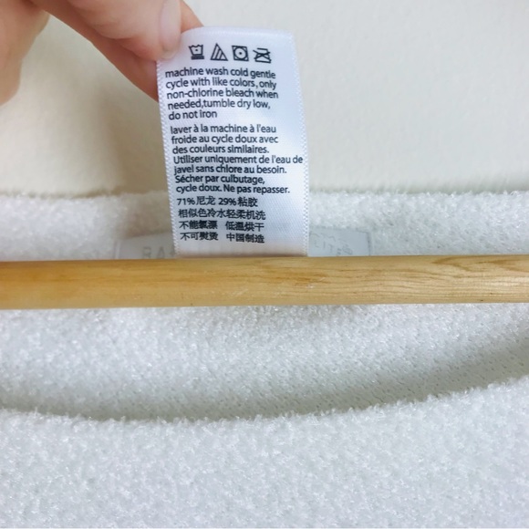 Barefoot Dreams CozyChic Ultra Lite Ocean Breeze Poncho White Pink Ombre O/S - Picture 11 of 12